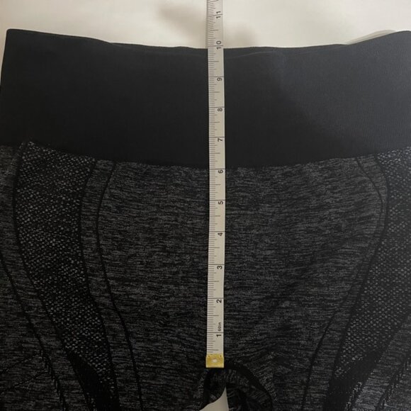 Running Girl XL Grey Heather Compression Leggings - Picture 8 of 8